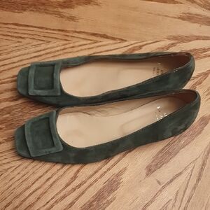 ANN MASHBURN Forest Green Suede Flats